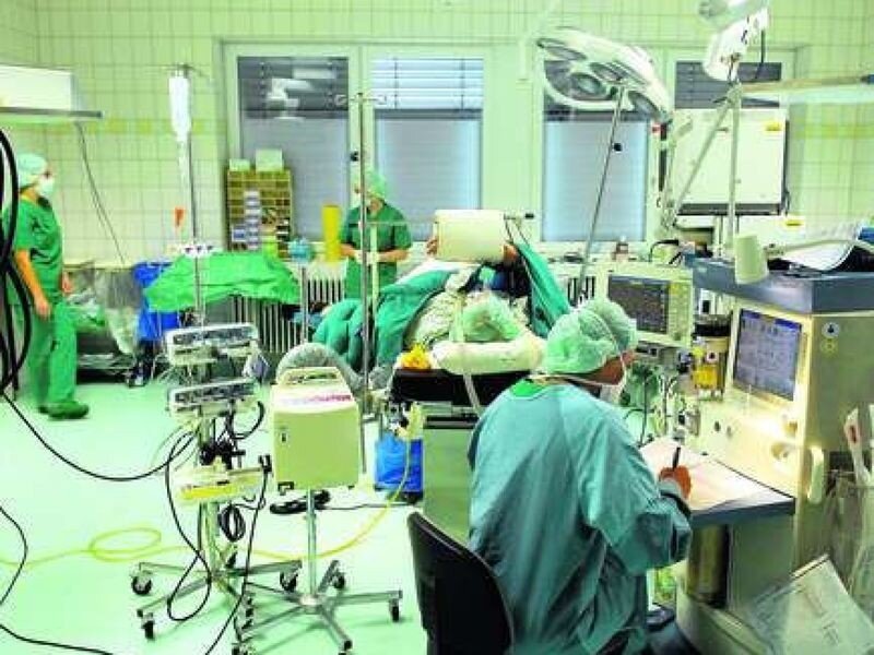 Behandlungsbeginn und Wartezeiten auf Operationen